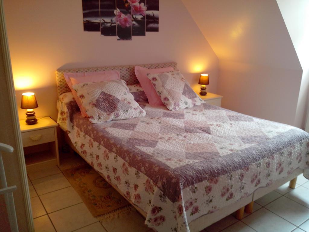 La Bourgade Bed and Breakfast Estréelles Εξωτερικό φωτογραφία